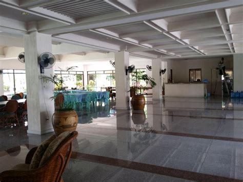 Blue Palm Hot Spring Resort in Laguna .